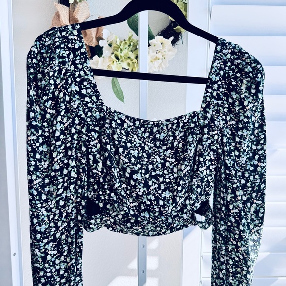 Elodie Tops - Elodie. Size S